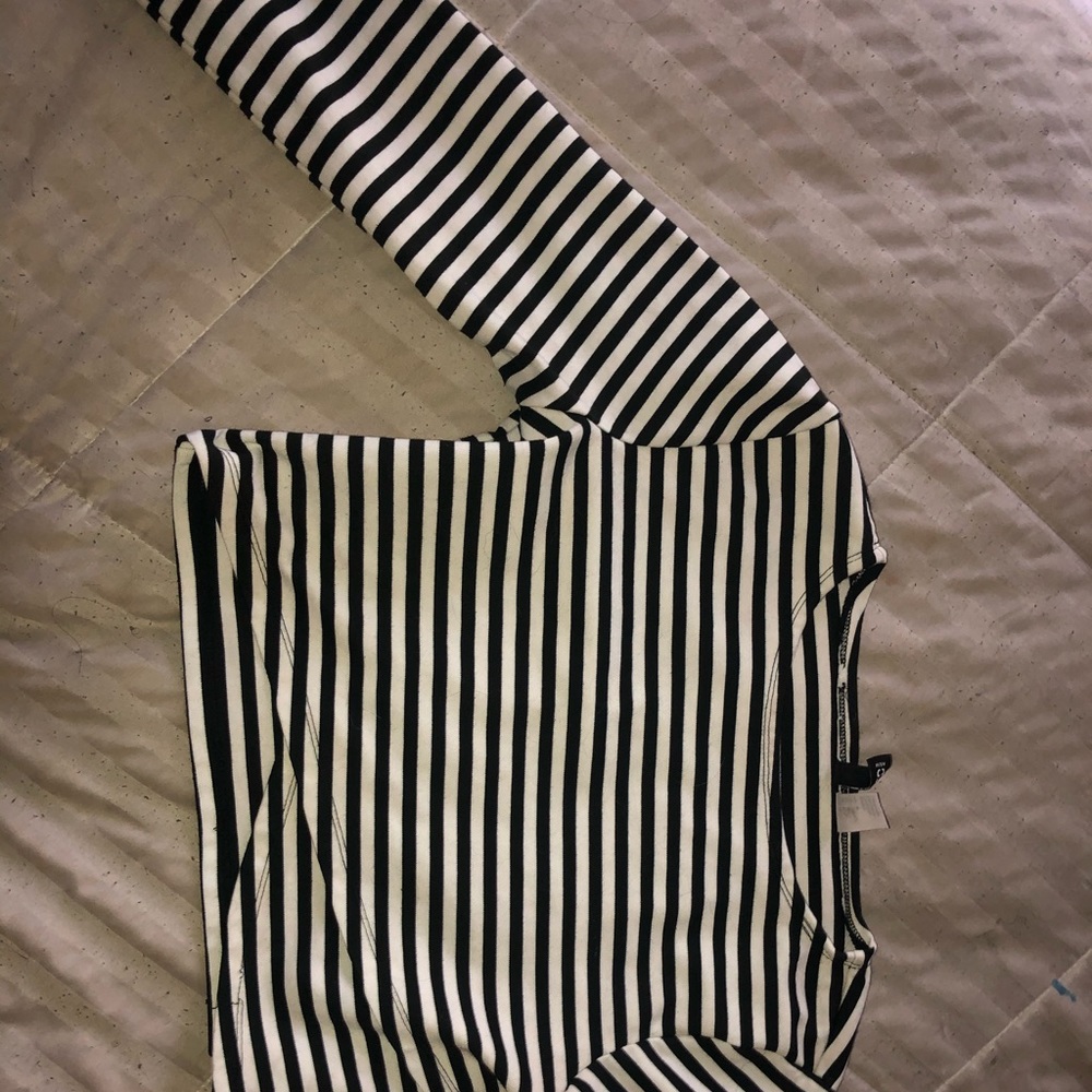 Long Sleeve Crop Top